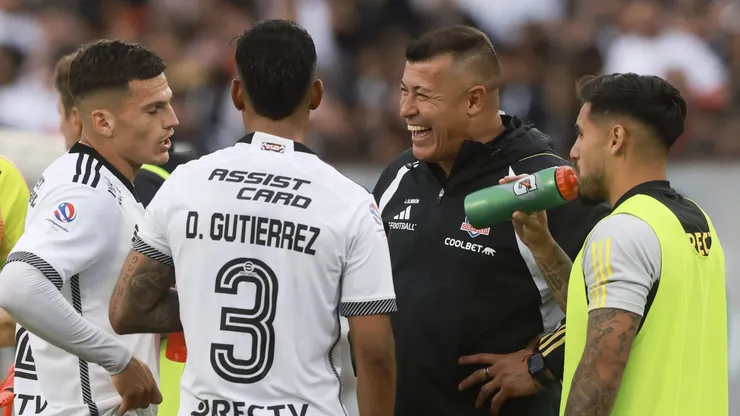 Jorge Almirón respondió con todo ante la denuncia de la U. (Foto: Felipe Zanca/Photosport)