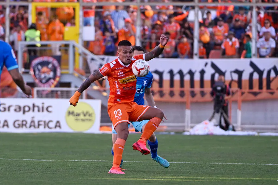 Cobreloa quedó colgando de un hilo en la Primera División. | Foto: Photosport