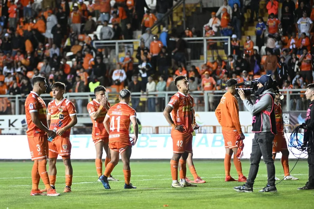 Cobreloa empató 2-2 ante Universidad Católica y es casi un hecho que jugará en Primera B la próxima temporada.