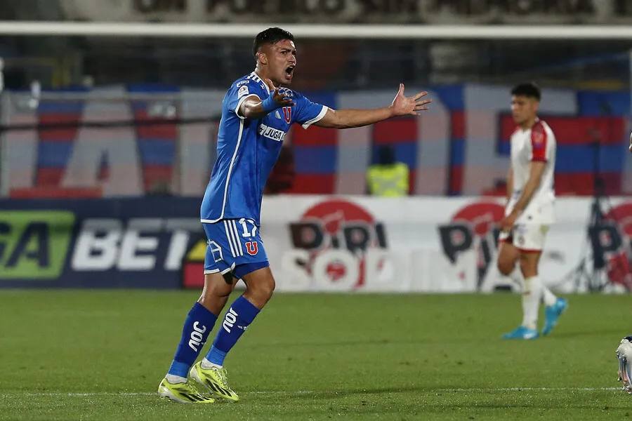 Fouillioux pide a Hormazábal de titular en La Roja | Foto: Photosport