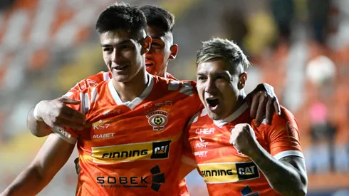 Pese al descenso a Primera B, Tapia pudo sobresalir en el elenco loíno.