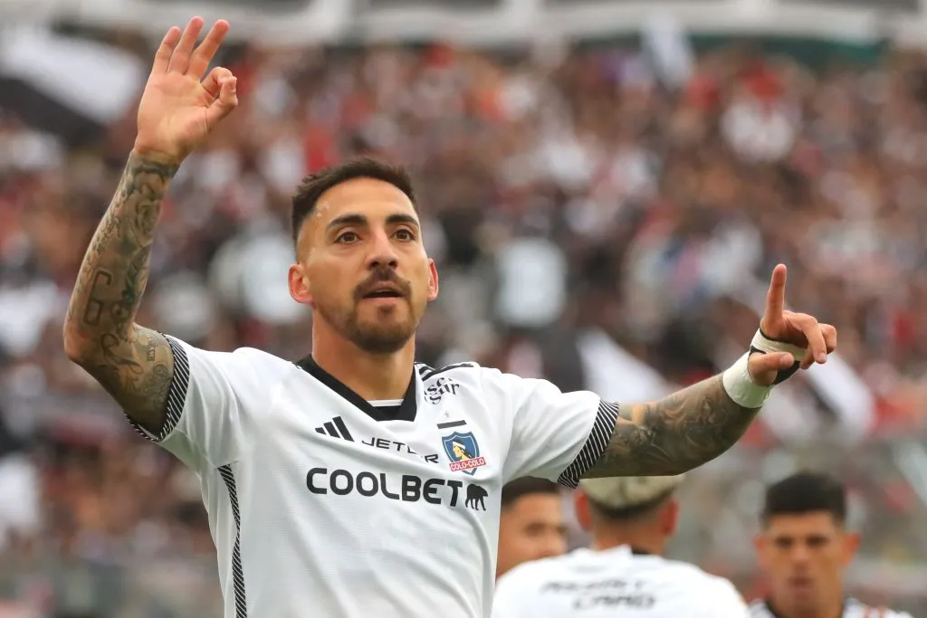 Javier Correa llegó a Colo Colo para la segunda parte de la temporada 2024. El delantero de 32 años marcó cinco goles en el Campeonato Nacional 2024. (Foto: Photosport)