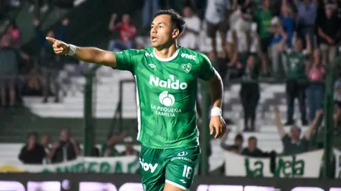 Iván Morales encabeza la lista de posibles formados en casa con chances de volver a Colo Colo (Foto: CASarmientoOf, Twitter)