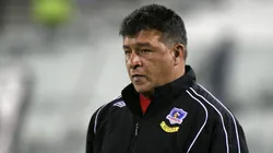 Claudio Borghi recibe la gratitud de un exdirigido. (Foto: Photosport)