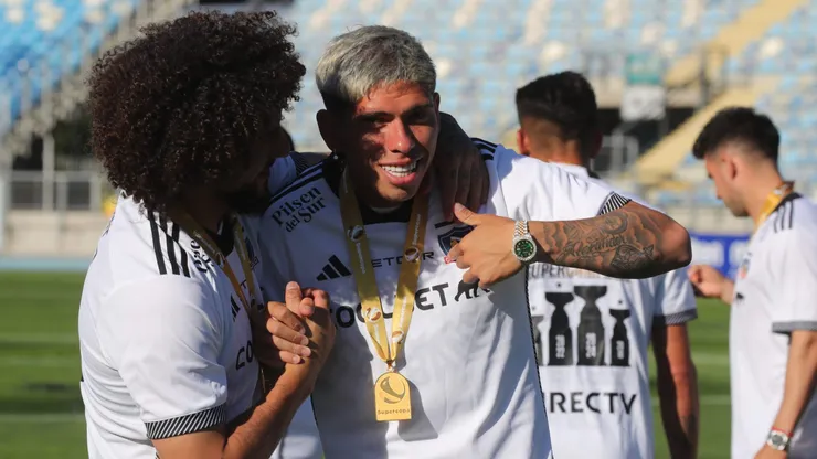 Carlos Palacios está a una firma de dejar Colo Colo y partir a Boca Juniors.