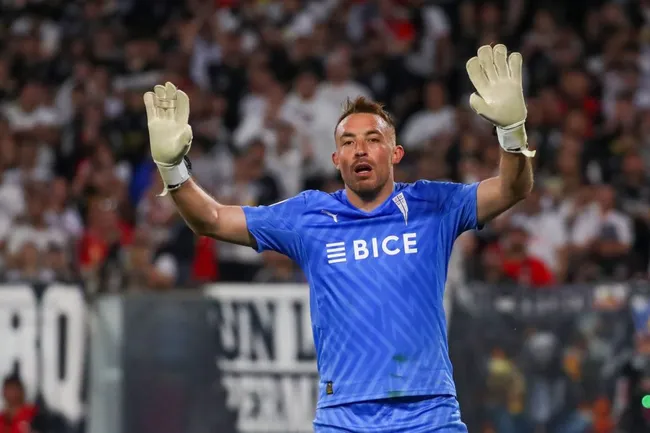 La salida de Sebastián Pérez de Universidad Católica es inminente. Puede convertirse en jugador de Palestino.