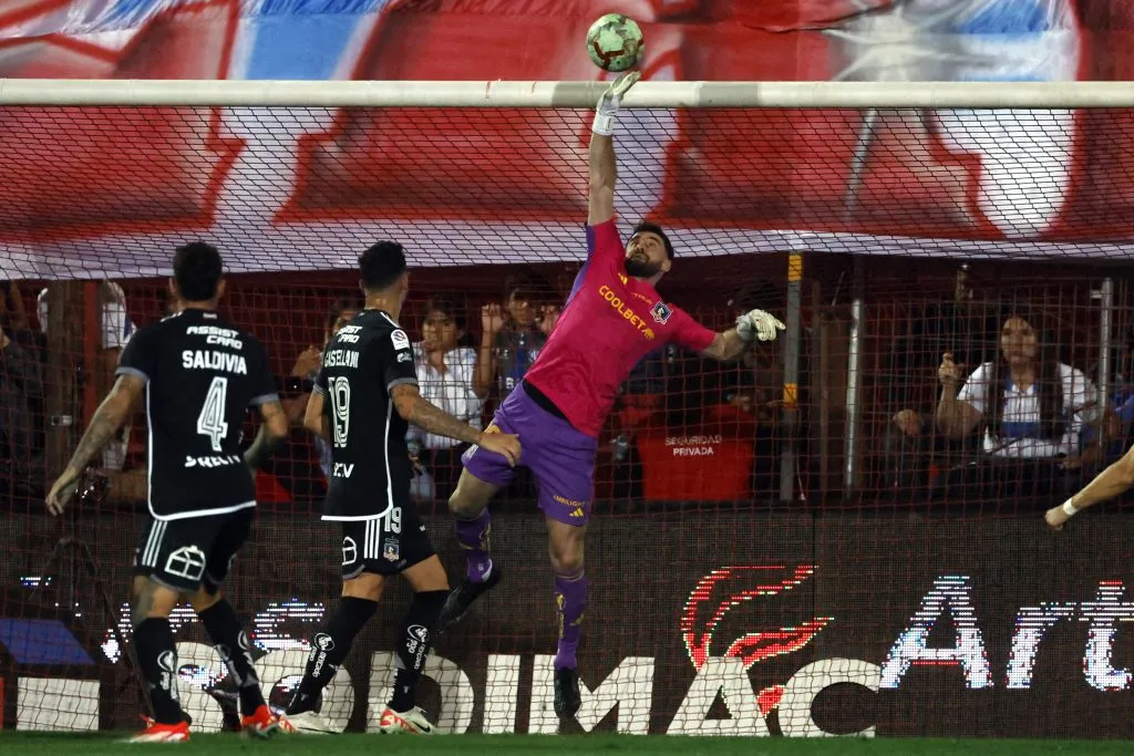 Fernando De Paul ha salvado a Colo Colo en partidos claves por distintas ausencias de Brayan Cortés. (Foto: Andrés Pina/Photosport)