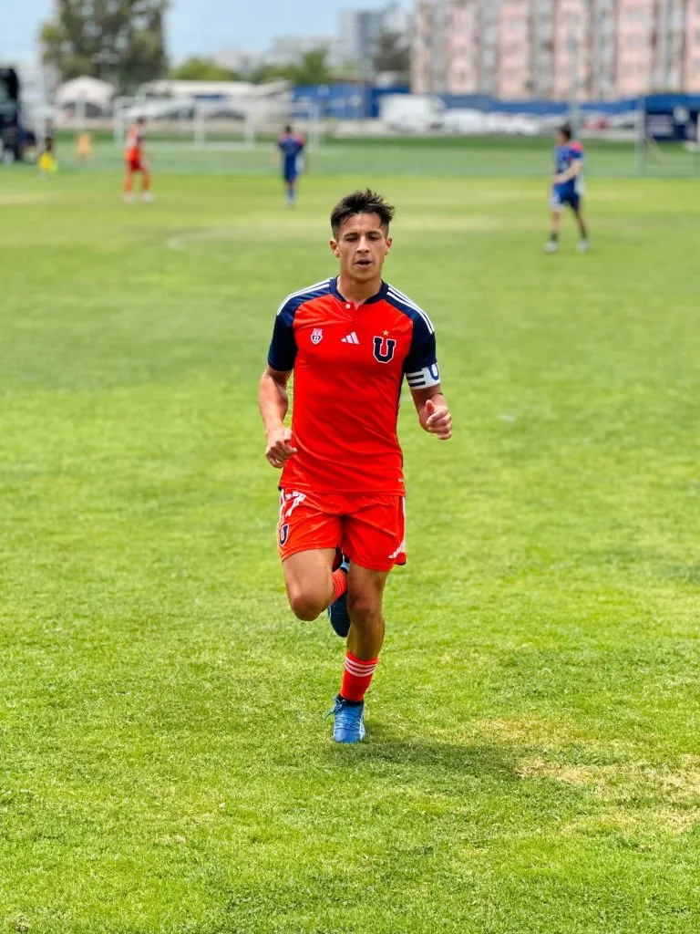 En uno de los tantos partidos que jugó en el CDA (Archivo)