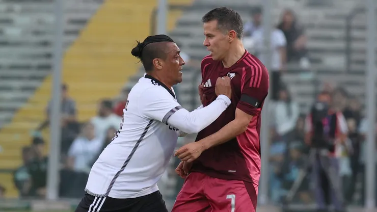Rodrigo Meléndez explica su encontrón con el "Conejo" Saviola en el duelo de leyendas ante River Plate (Foto: Dragomir Yankovic/Photosport)