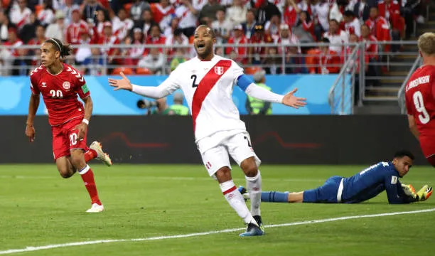 Rodríguez en el duelo ante Dinamarca en Rusia 2018 (Getty Images)