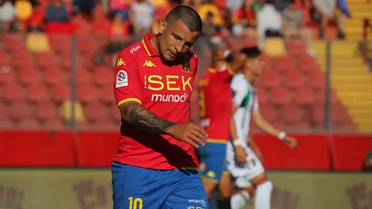 Emiliano Vecchio se lanzó con todo contra Unión Española.
