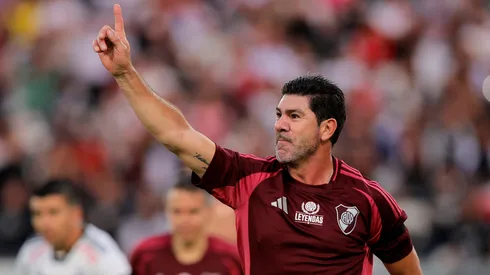 Manuel de Tezanos se rindió ante Marcelo Salas.