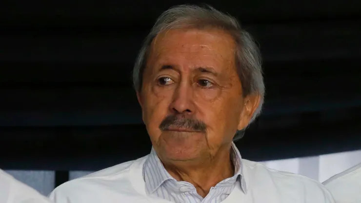 Leonardo Véliz critica a Alexis por irse a Turquía.