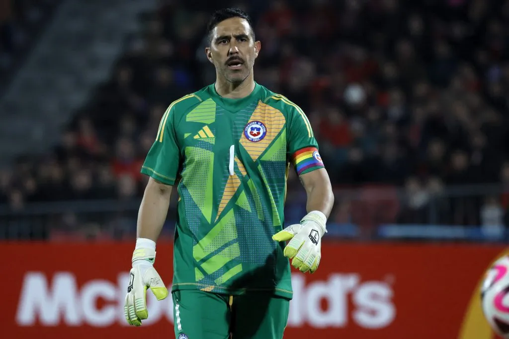 Claudio Bravo aparece como opción en Colo Colo. (Foto: Photosport)