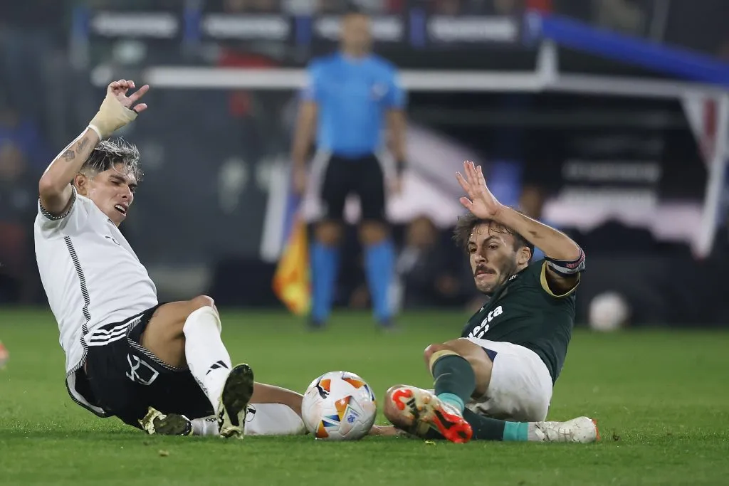 Sebastián Rodríguez enfrentando a Colo Colo en la Copa Libertadores | FOTO: Pepe Alvujar/Photosport
