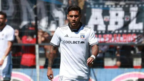 Colo Colo le raya la cancha a Bolados (Foto: Photosport)