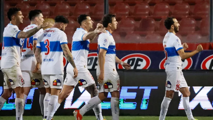 Universidad Católica comunica renovación de futbolista. (Foto: Photosport)