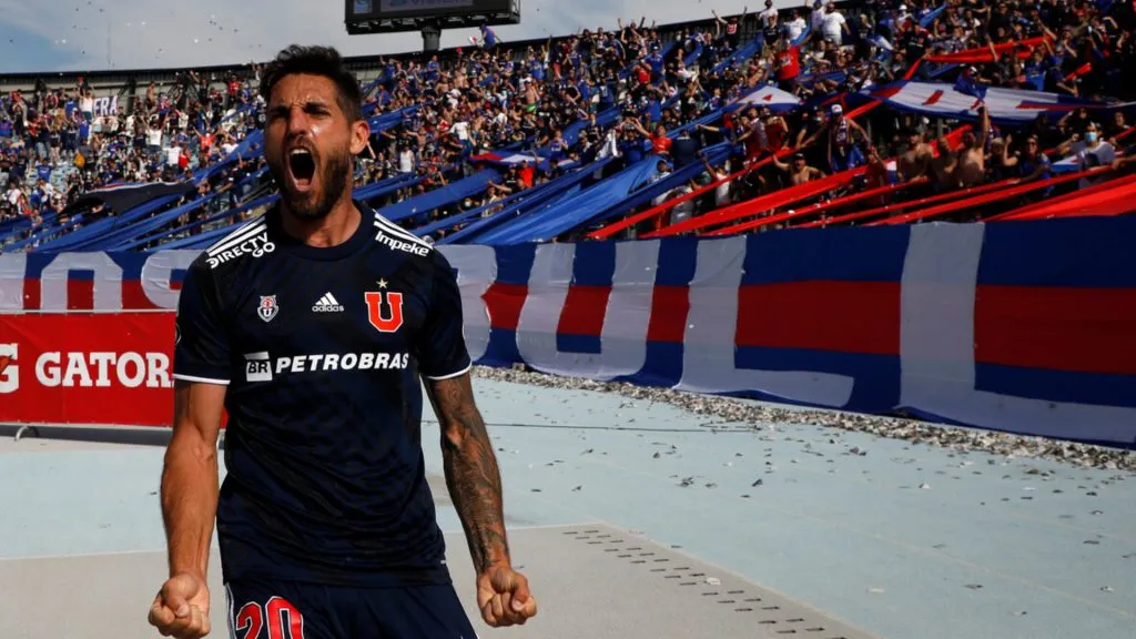 César Vaccia quiere a Joaquín Larrivey en la delantera de Universidad de Chile.
