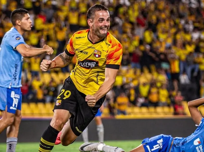 La dura pelea de Rivero con un ex jugador de Gustavo Álvarez