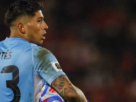 FOTO: Brayan Cortés posa con camiseta de un gigante de Sudamérica