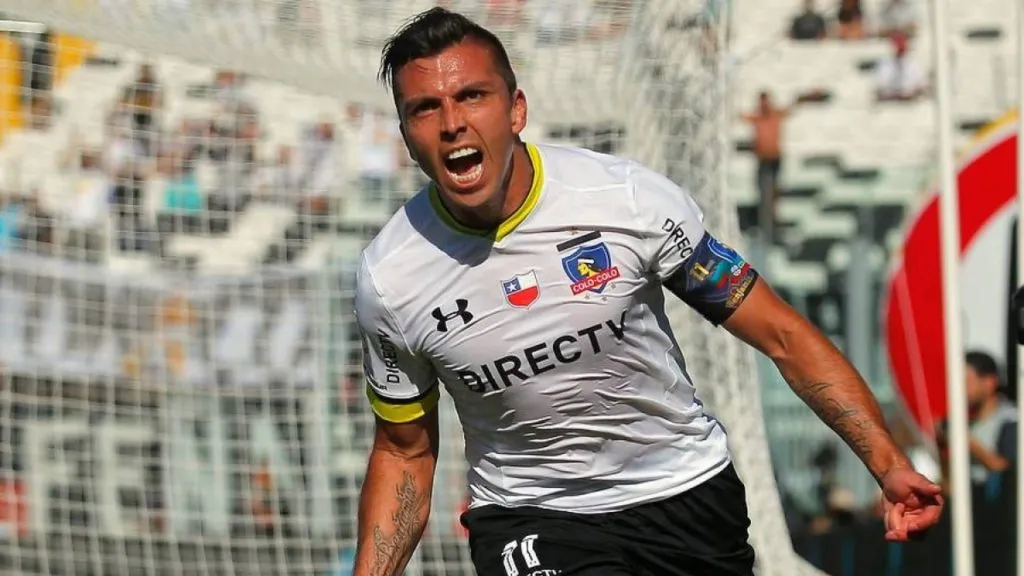 Gonzalo Fierro valora el mercado albo pero aún exige la llegada de un nuevo central