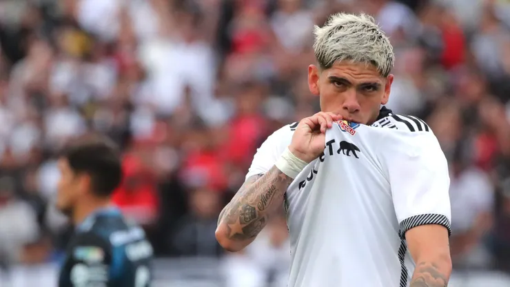 Carlos Palacios le jura amor eterno a Colo Colo.