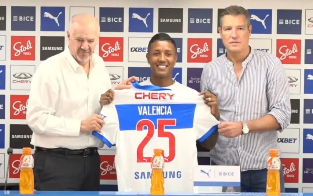Jhojan Valencia ocupará la camiseta número 25 en Universidad Católica. (Foto: Captura)
