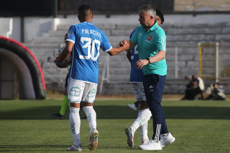 Álvarez le dijo al Chorri que quería contar con él. No fue así (Photosport)