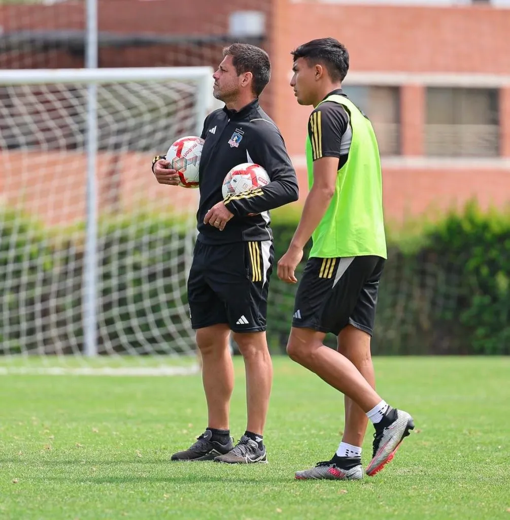 Eduardo Rubio alista al equipo de proyección de Colo Colo para la final de la Supercopa. (Foto: @colocolofutboljoven)