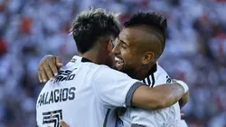 La Joya literalmente aprovechó el vuelo para visitar el Monumental (Foto: Marcelo Hernandez/Photosport)