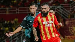 Ronnie Fernández anotó este gol en el fútbol de Malasia.