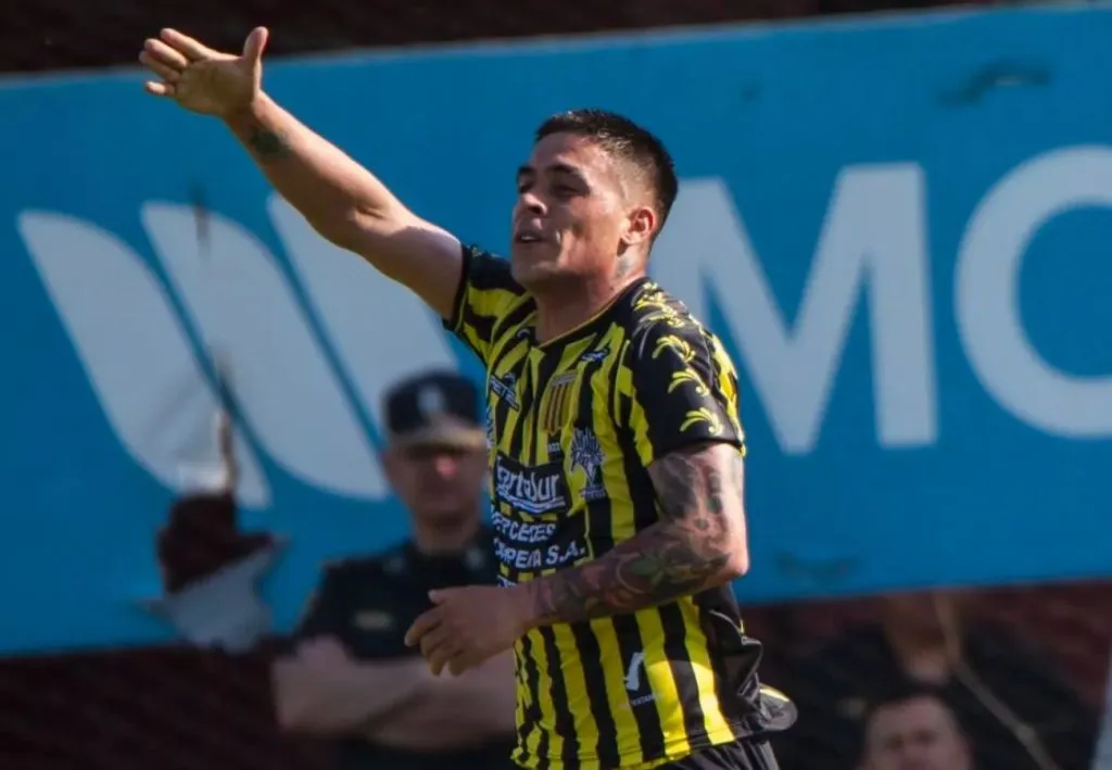 Brian Fernández venía de una positiva campaña en Almirante Brown.