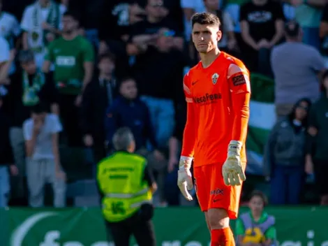 Histórico arquero de Colo Colo no le convence Matías Dituro