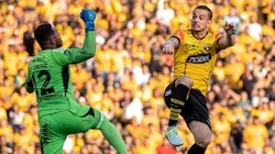 Francisco Las Heras le baja el dedo a Octavio Rivero.