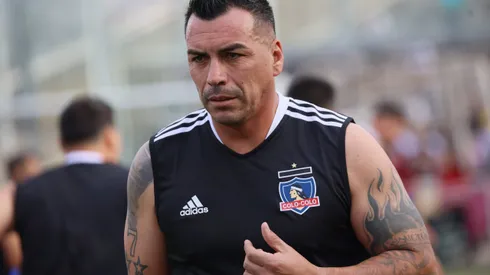 Esteban Paredes pidió frenar el conflicto que tensiona a Colo Colo.