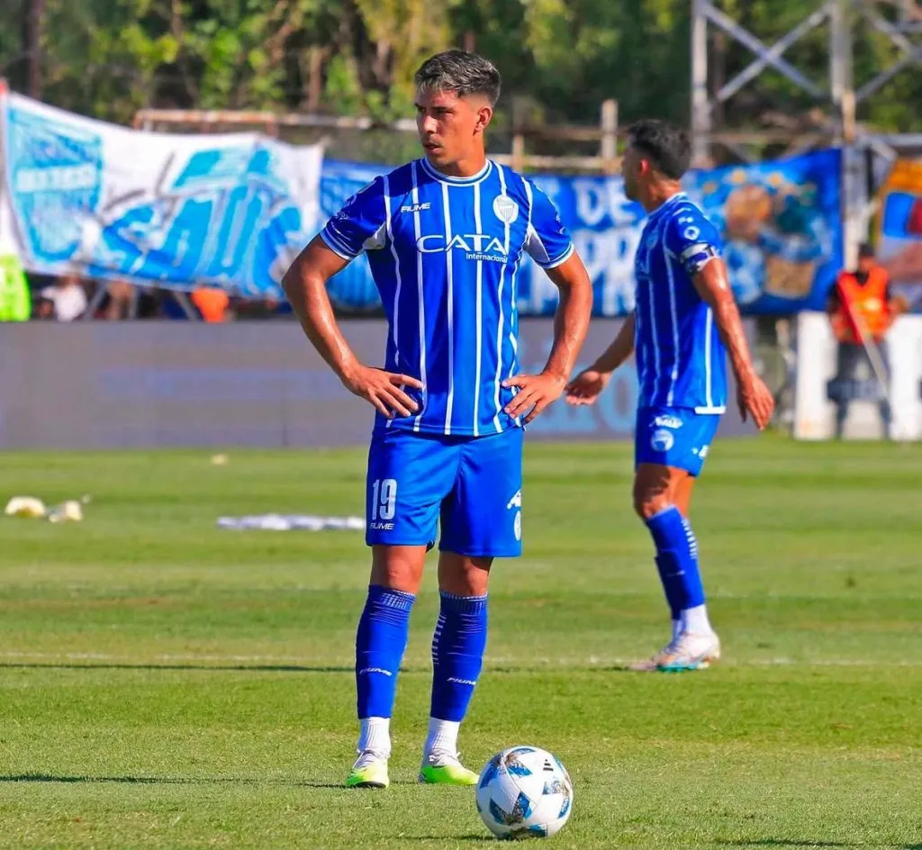 Colo Colo habría ofertado por el delantero Salomón Rodríguez de Godoy Cruz.