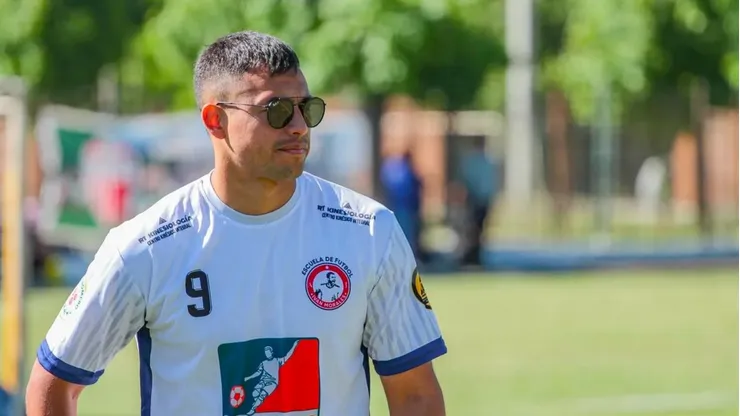 Iván Morales realizó gran evento con su escuela de fútbol en Longaví.