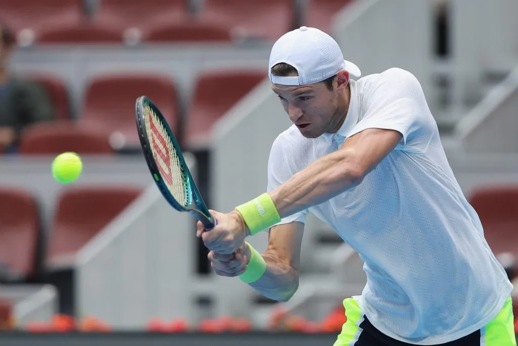Nicolás Jarry está compitiendo en el ATP 250 de Brisbane. (Foto de Lintao Zhang/Getty Images)