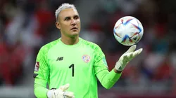 Keylor Navas avanza para llegar a Colo Colo. (Foto: Getty)