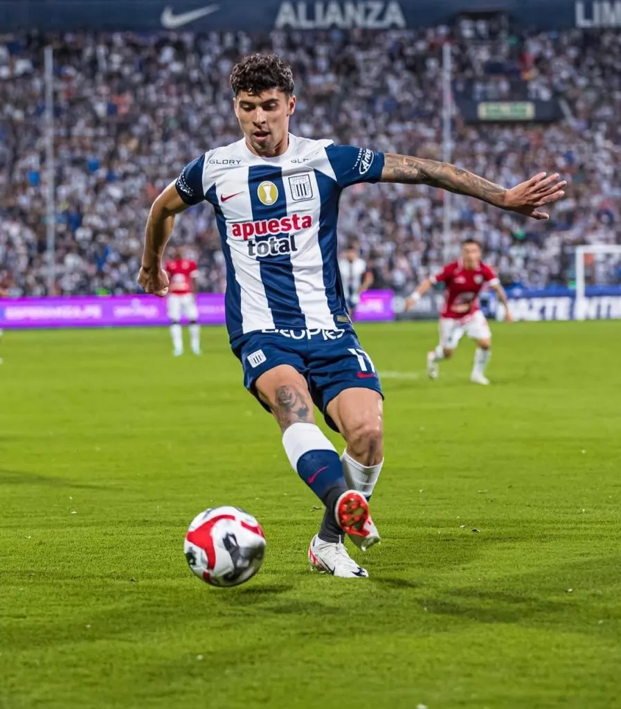 Zanelatto puede ser crema, pero tiene la intención de jugar fuera de su país (Instagram)