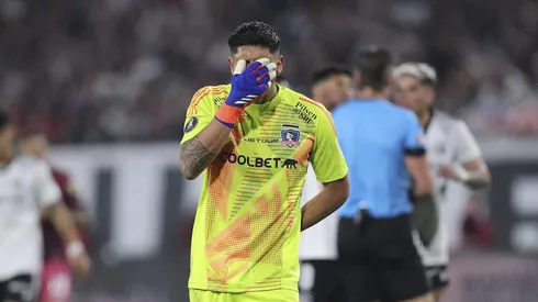 Brayan Cortés vive un complicado presente en Colo Colo (Foto: Pepe Alvujar/Photosport)