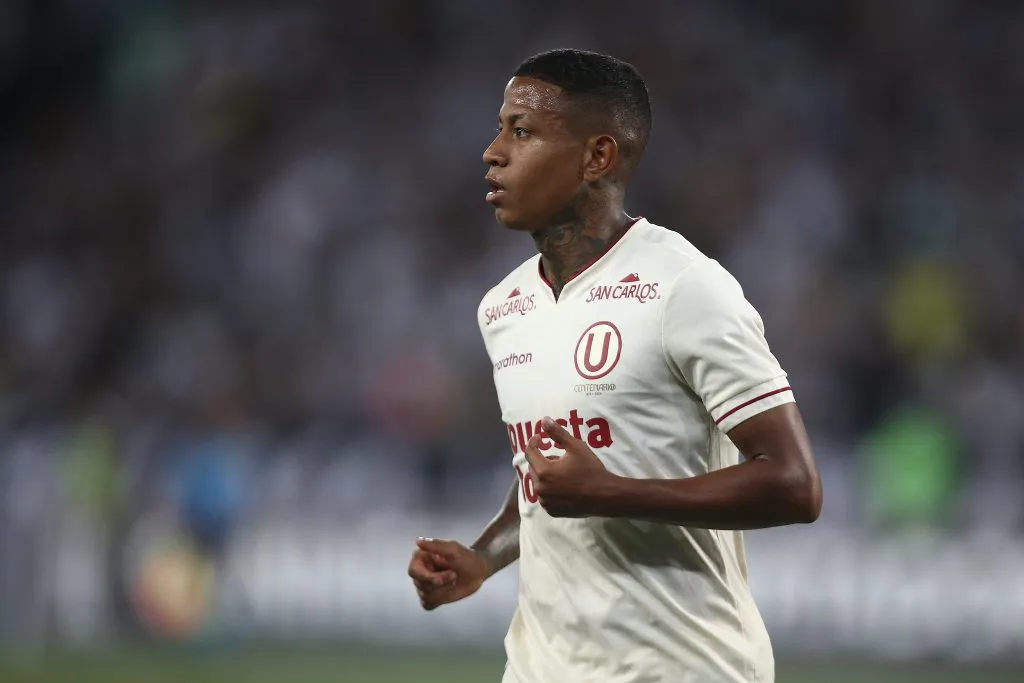 Andy Polo es acercado a Colo Colo desde Perú. (Foto: Wagner Meier/Getty Images)