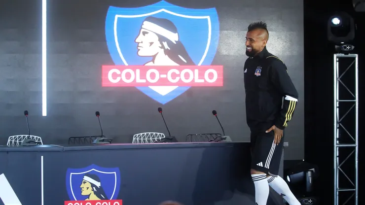 Colo Colo presentará esta semana su nueva camiseta. (Foto: Photosport)