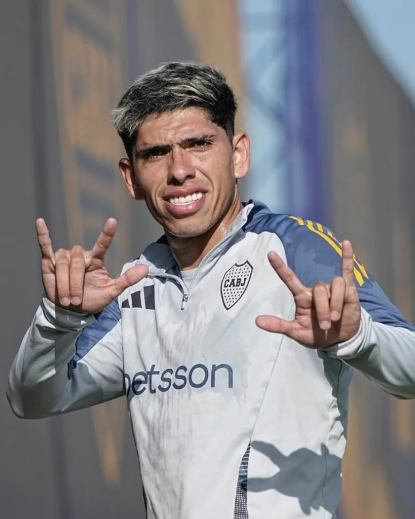 La Joya no se olvida de Colo Colo. | Foto: Javier García Martino