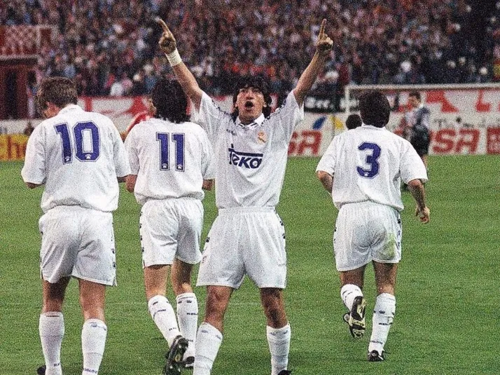 Ex compañero de Zamorano arma el top 3 de mejores jugadores del fútbol chileno