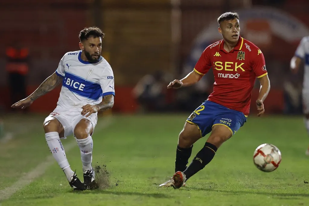Tras su salida de los Hispanos, Yáñez se encuentra con su pase en su poder | FOTO: Pepe Alvujar/Photosport