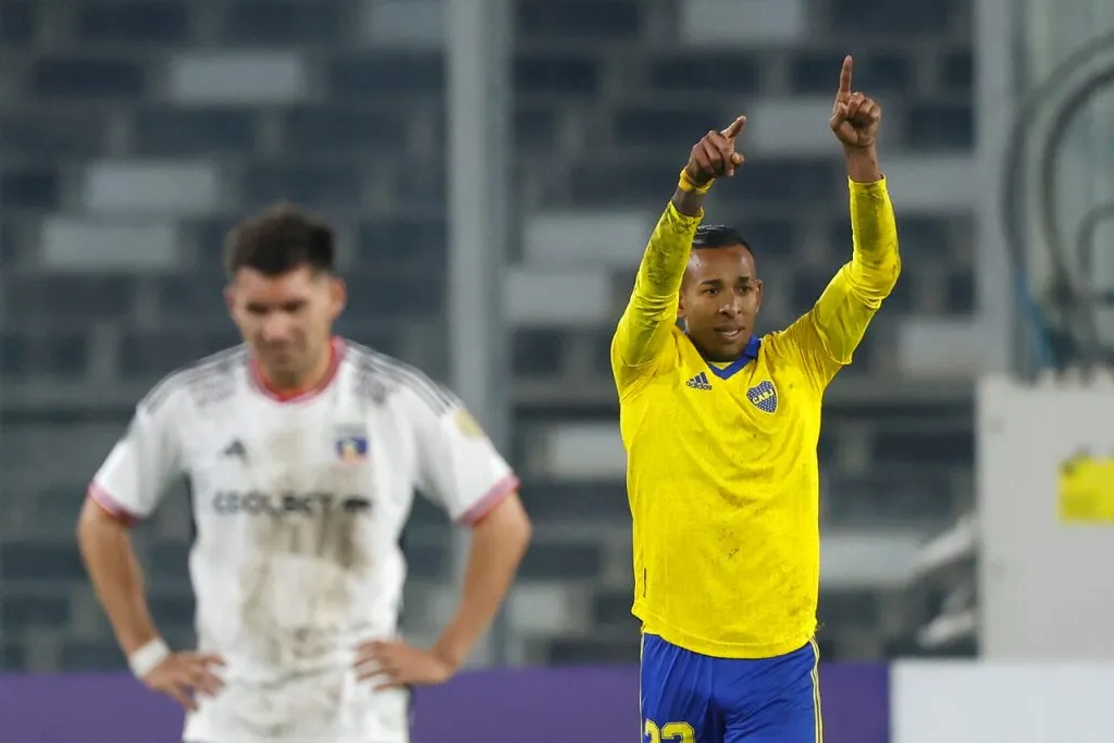 Villa podría partir al fútbol brasileño | Foto: Photosport