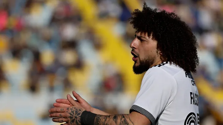 En Colo Colo no están para nada contentos con Maximiliano Falcón.