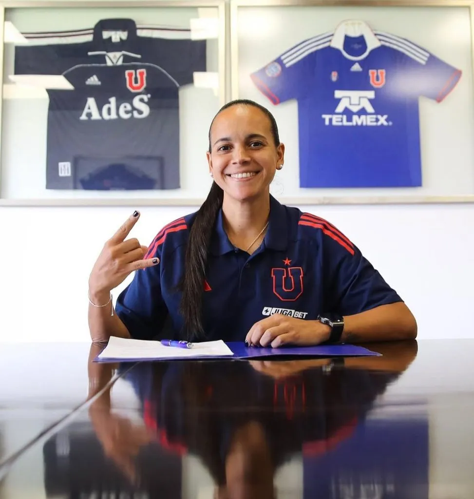 La Chama renovó con la U (Prensa UCH)