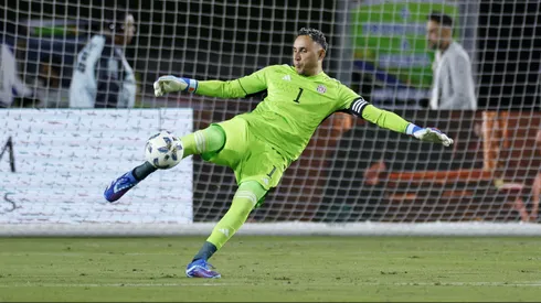 Keylor Navas no para de brillar en Newells old Boys